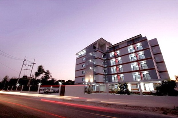 Condo · Mueang Chon Buri, chon_buri — photo 3