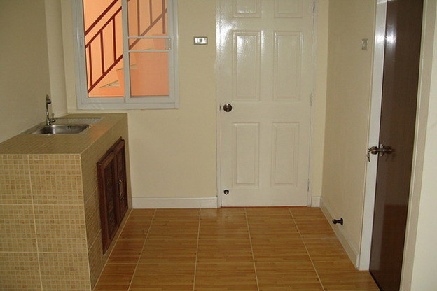 Condo · Mueang Chon Buri, chon_buri — photo 3