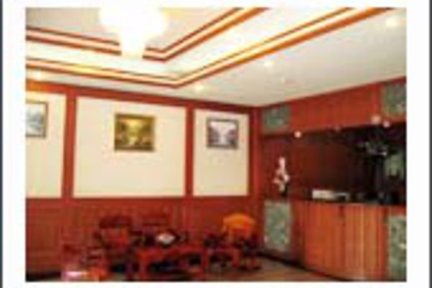 Condo · Huai Khwang, bangkok — photo 1