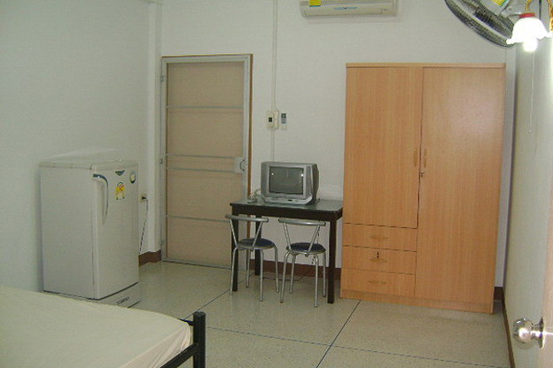 Condo — photo 3