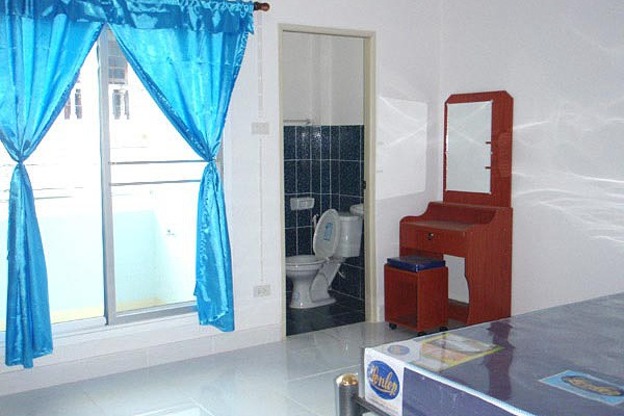 Condo — photo 2