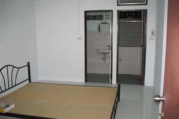 Condo · Bangkok Noi, bangkok — photo 2