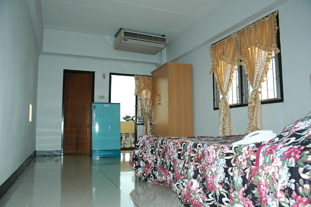 Condo · Phra Nakhon, bangkok — photo 1