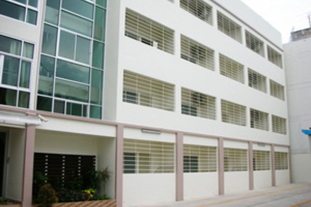 Condo — photo 2