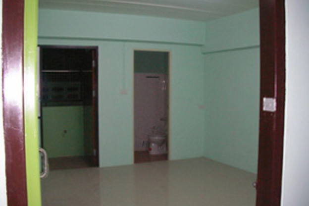 Condo · Khlong San, bangkok — photo 2