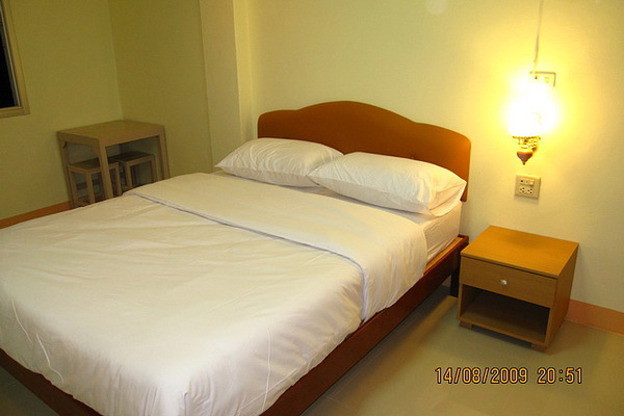 Condo — photo 3