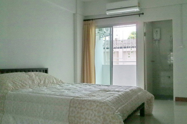 Condo · Bangkok Noi, bangkok — photo 2