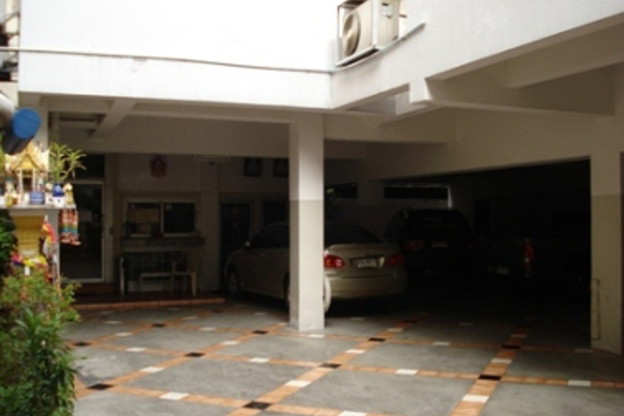 Condo · bangkok — photo 3