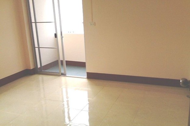 Condo · Khlong Toei, bangkok — photo 2