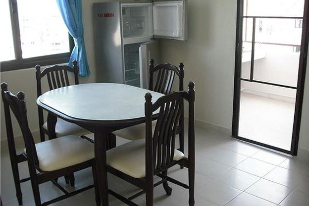 Condo · Huai Khwang, bangkok — photo 3