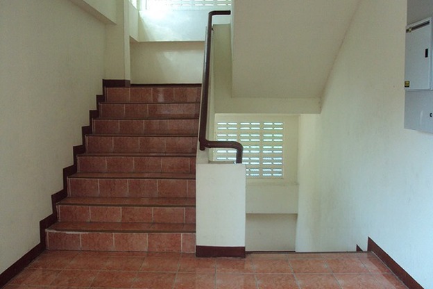 Condo — photo 2