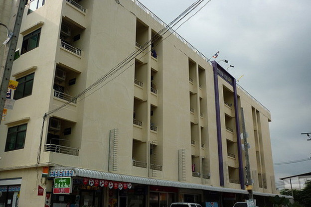 Condo · bangkok — photo 1