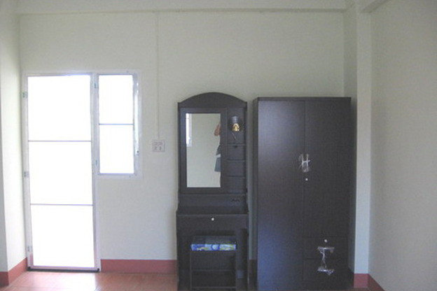 Condo — photo 2