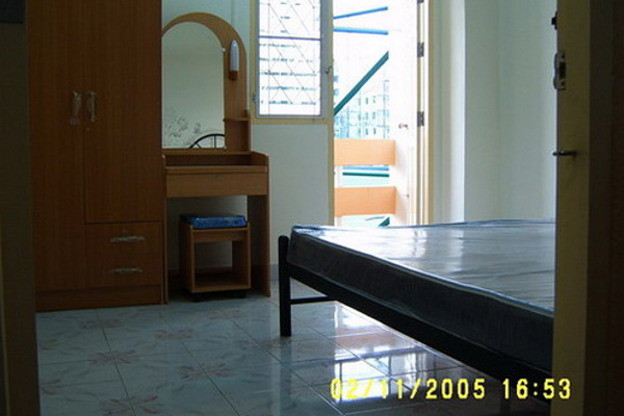 Condo · Wang Thonglang, bangkok — photo 1