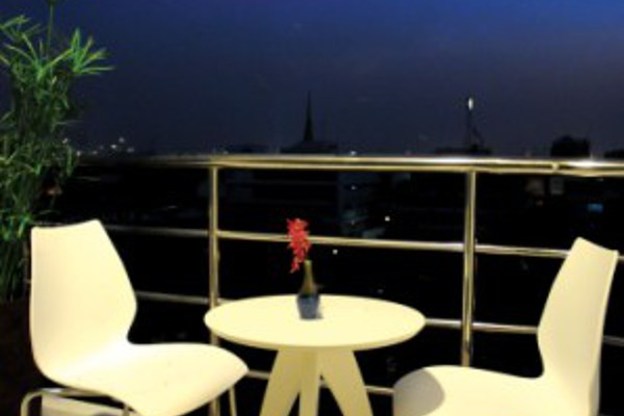 Condo · Phra Nakhon, bangkok — photo 3