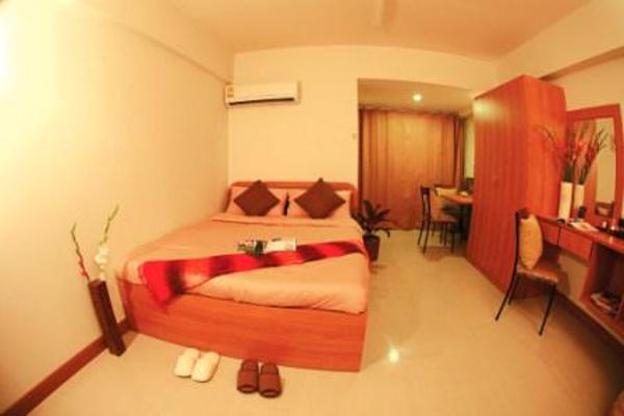 Condo · Phra Nakhon, bangkok — photo 1