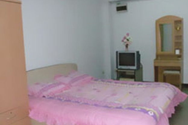Condo · Bang Kapi, bangkok — photo 1