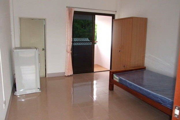 Condo — photo 3