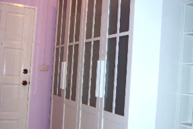 Condo · Huai Khwang, bangkok — photo 2