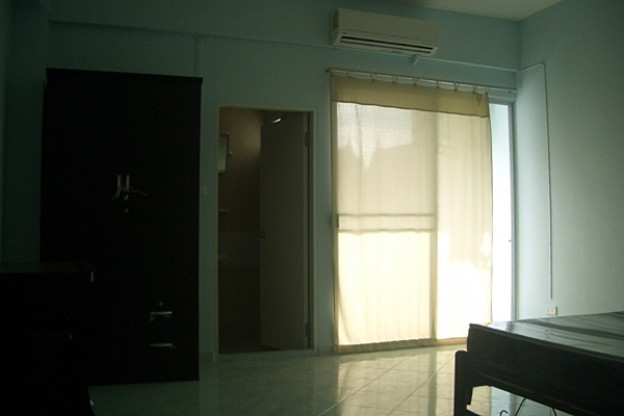 Condo · bangkok — photo 5