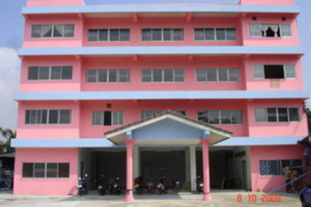 Condo · Huai Khwang, bangkok — photo 1