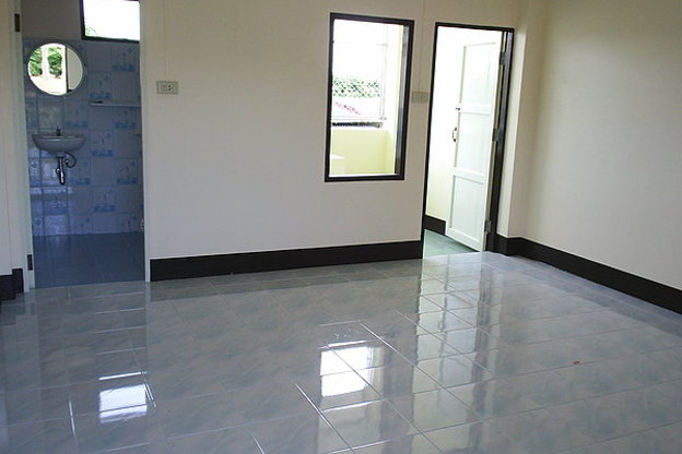 Condo — photo 1