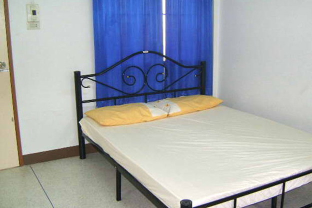 Condo — photo 2