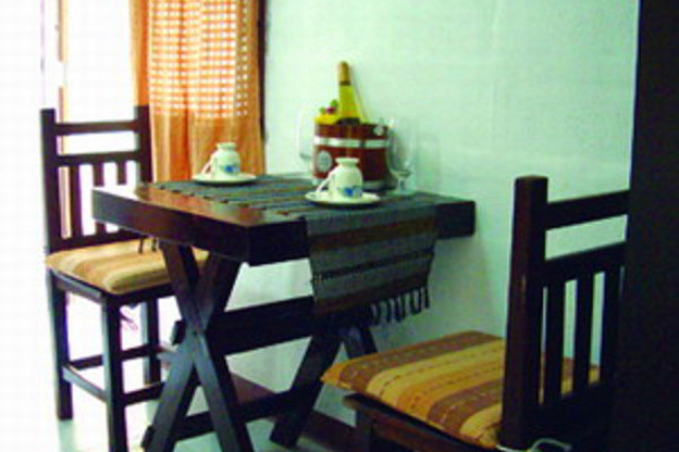 Condo — photo 2