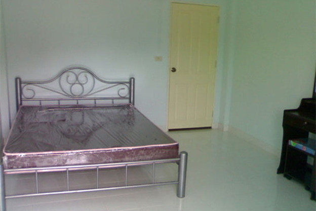 Condo · Pak Kret — photo 1
