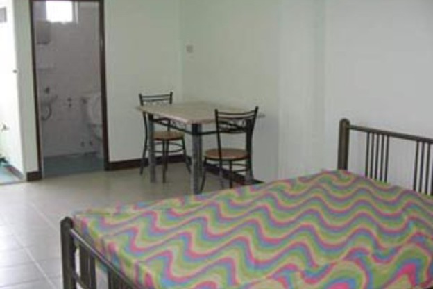 Condo — photo 3
