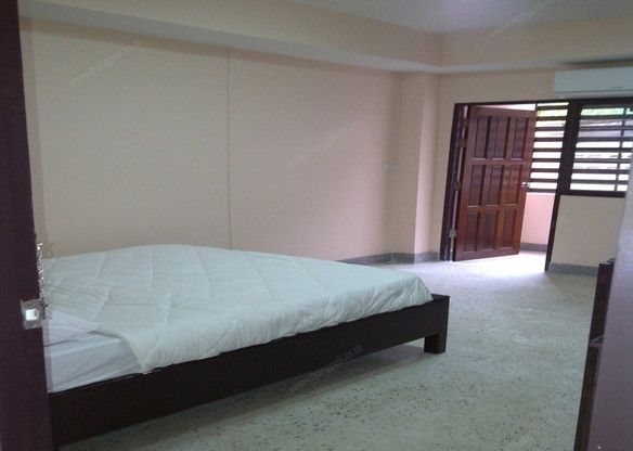 Condo — photo 4