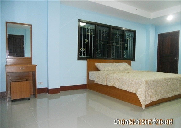 Condo — photo 3