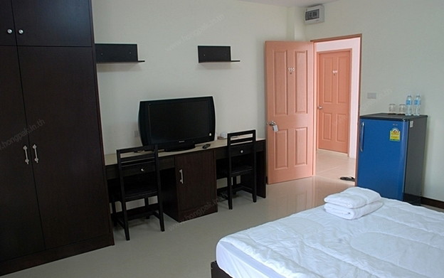 Condo — photo 2