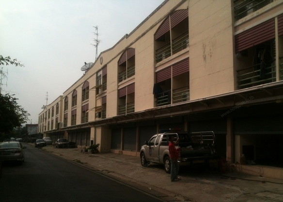 Condo · Mueang Nonthaburi — photo 4