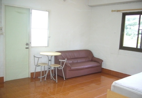 Condo — photo 3