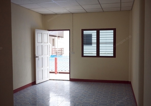 Condo · Bang Bua Thong — photo 3