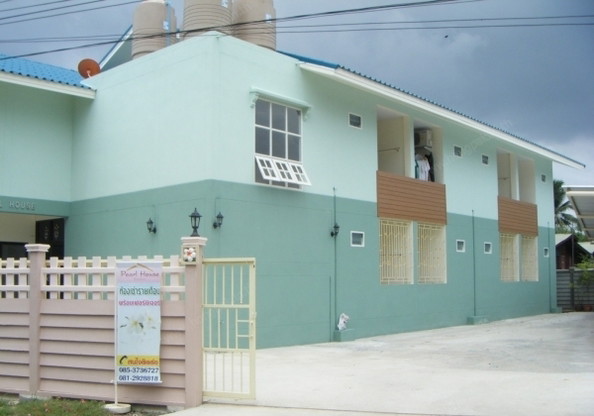 Condo — photo 2