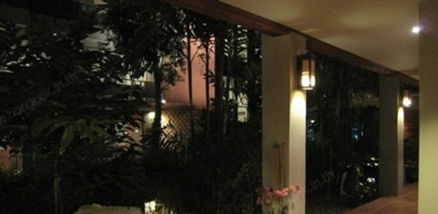 Condo — photo 1