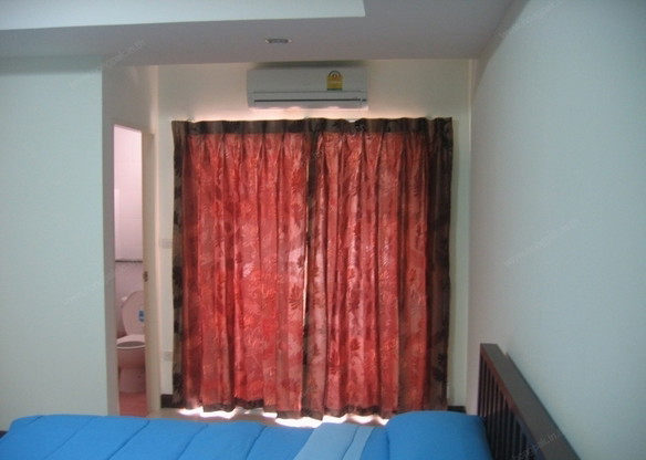 Condo · Phra Khanong, bangkok — photo 3