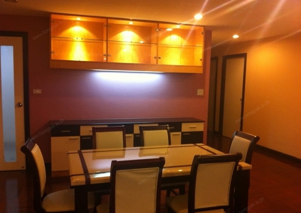 Sukhumvit Apartment — photo 2