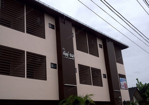 Condo — photo 1