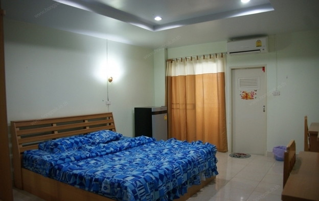Condo — photo 3