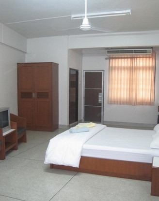 Condo — photo 5