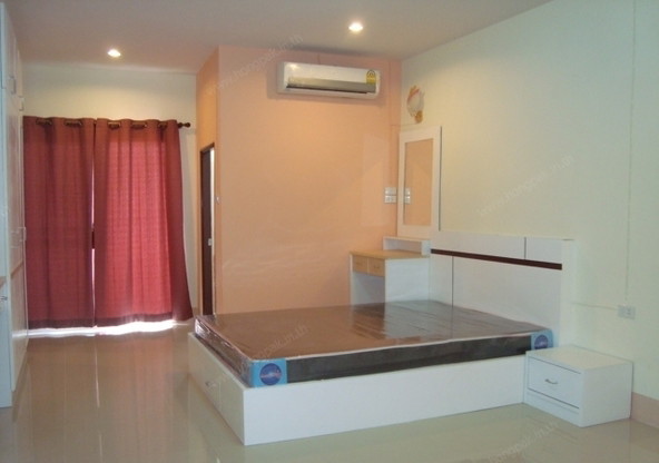 Condo — photo 3