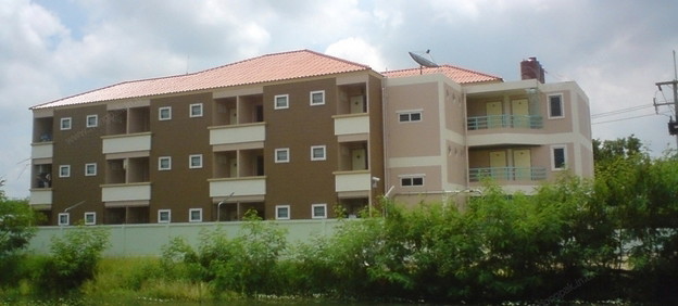 Condo — photo 2