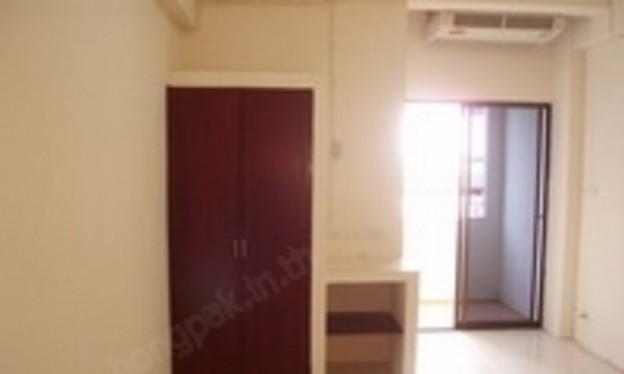 Nwakun mansion — photo 1