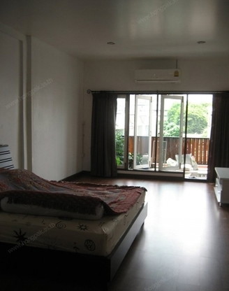 Condo · bangkok — photo 2