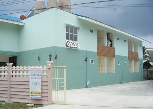 Condo — photo 1