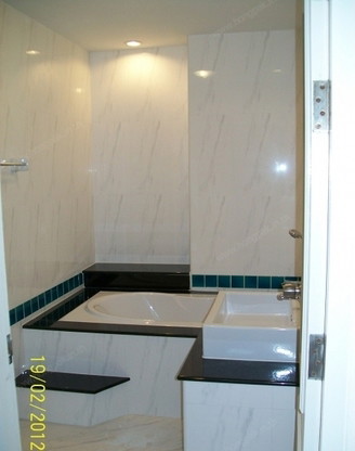 Condo — photo 3
