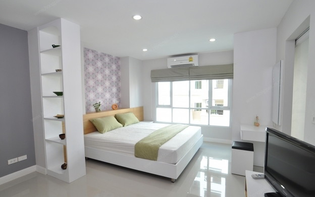 Condo · Phra Khanong, bangkok — photo 2